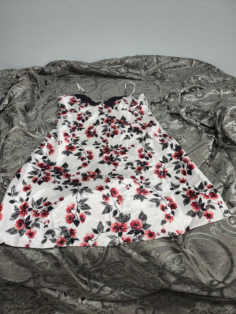 Y2k ambrielle Floral Print White and Red Slip Dress with Black Lace Trim Size S